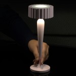 uniqua twiggy rechargeable waterproof table lamp 防水枱燈16